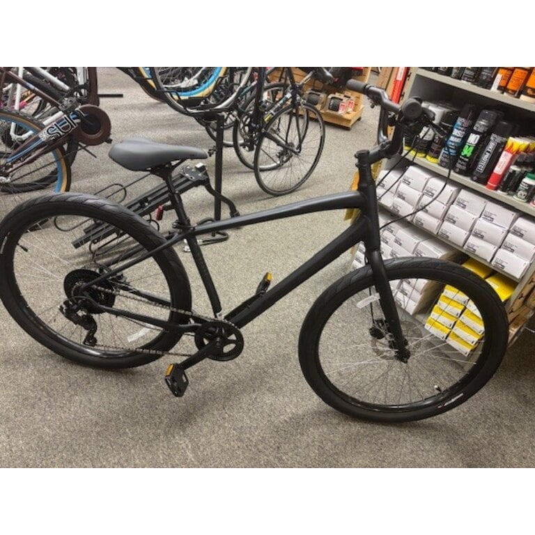 Specialized USED SPECIALIZED ROLL 3.0 BLACK MEDIUM STEP OVER