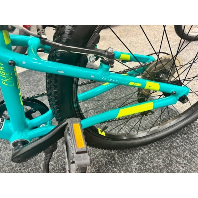 Haro USED HARO FLIGHTLINE 24 TEAL 24"