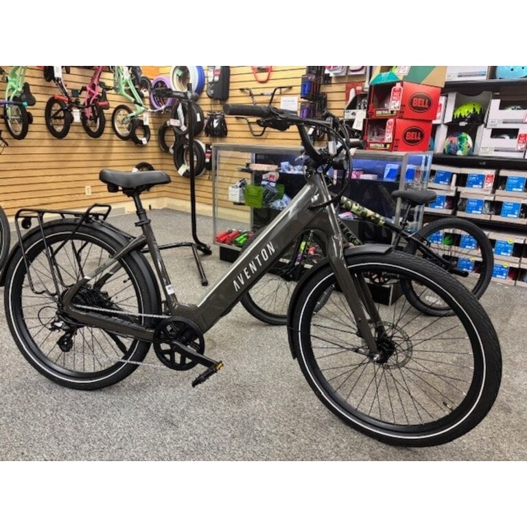 AVENTON USED AVENTON PACE 4 FLINT(GREY) STEP THRU LARGE
