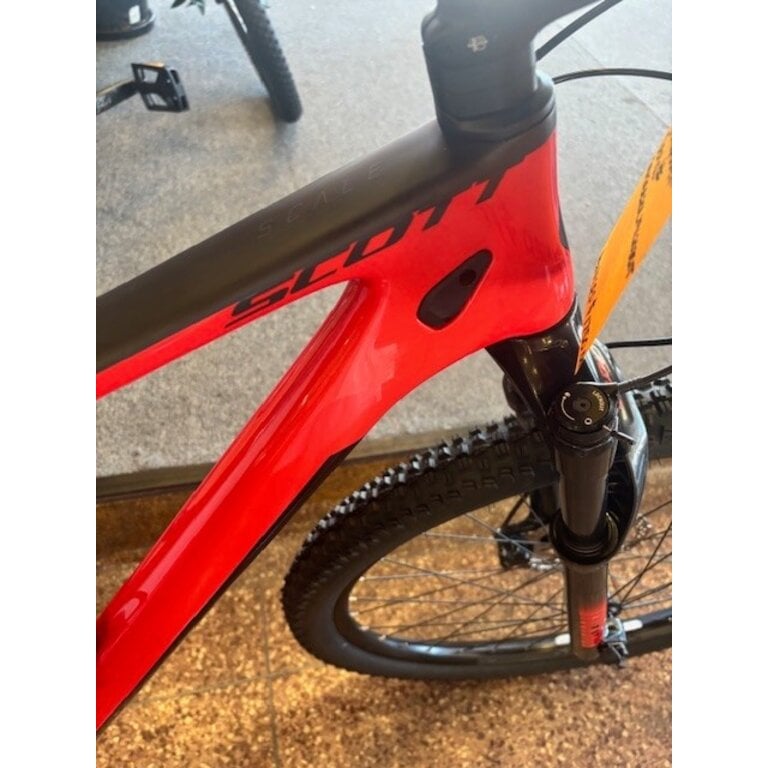 SCOTT USED SCOTT SCALE 940 RED/BLACK LARGE