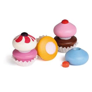 Erzi Wooden Toy Food Cupcakes by Erzi