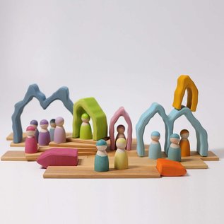 Grimms Cave Arch Stacker (7 pieces) by Grimms