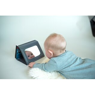 Petit Collage Tummy Time Peekaboo
