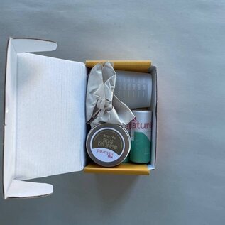 Kiss Naturals Mini Lip Balm Making Kit