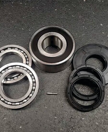 HD Extreme -  Xtreme Performance Front Differential Bearing & Seal Kits Turbo S