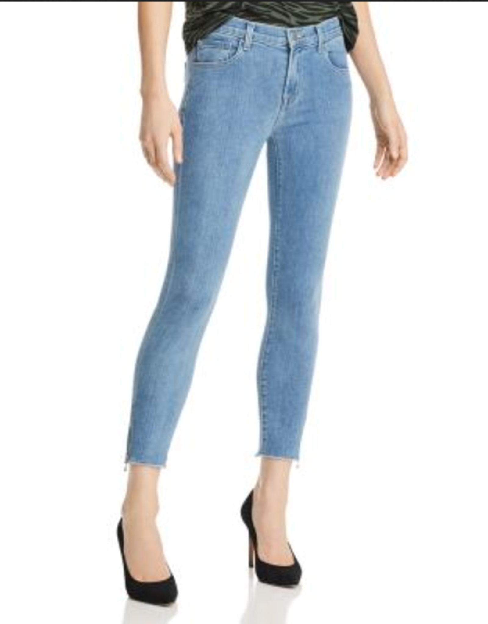 J Brand 835 MID RISE CROP in LIGHTYEAR 