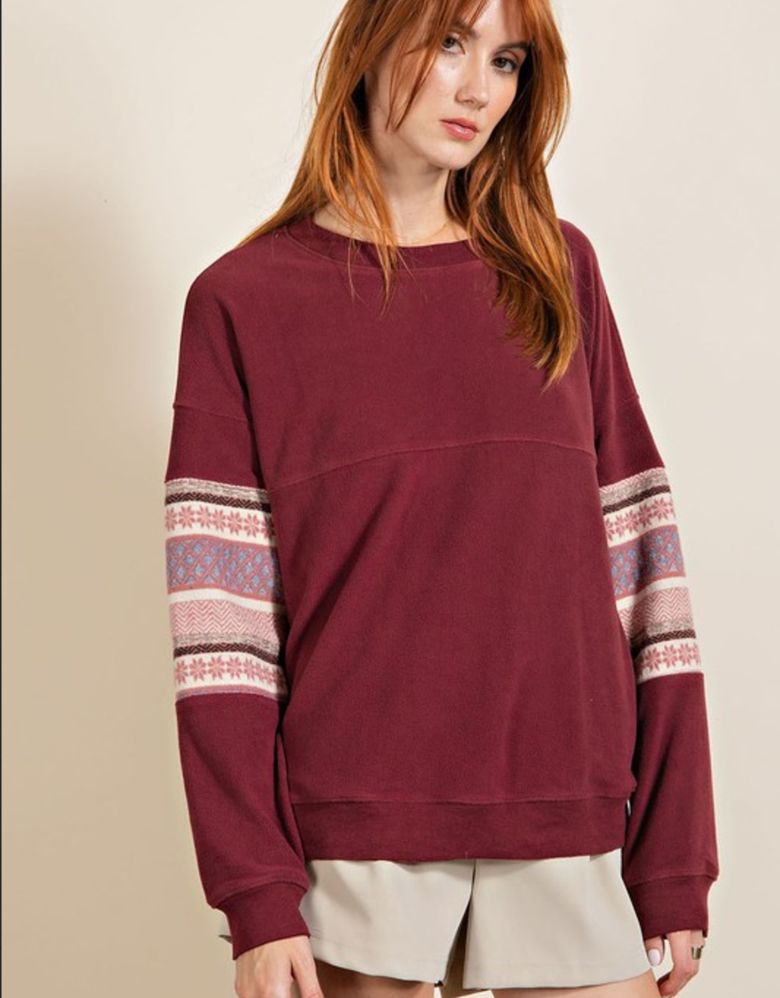 Easel Contrast Sleeve Sweatshirt