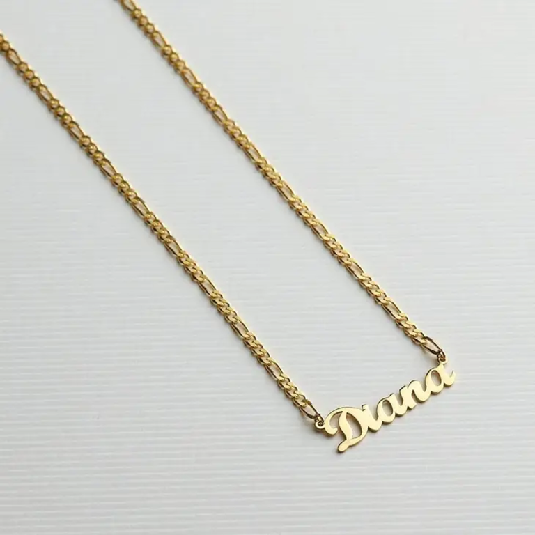 Personalized Figaro Chain Name Necklace
