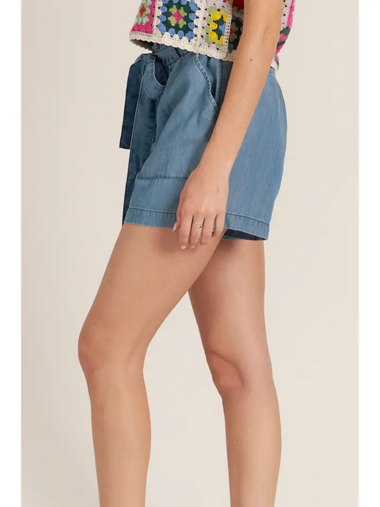 En Creme Tie Front Tencel Denim Shorts