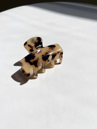 Solar Eclipse Classic Claw Clip Blonde Tortoise