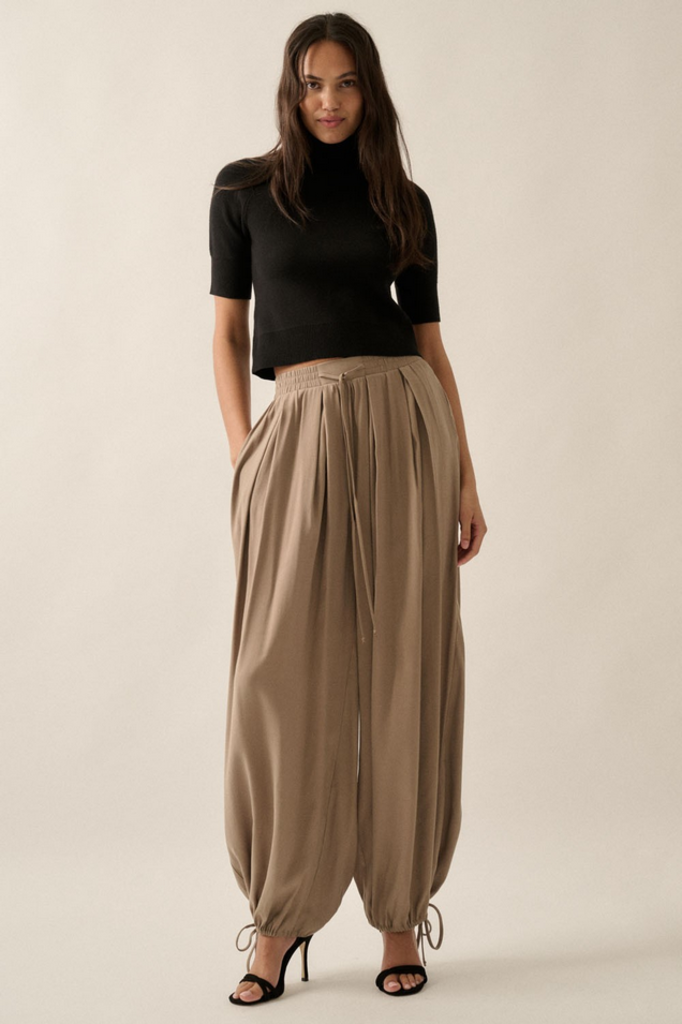 Promesa Wide-Leg Pleated Parachute Pants
