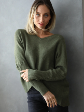 Nostalgia V Neck Hi Lo Sweater Nostalgia V Neck Hi Lo Sweater