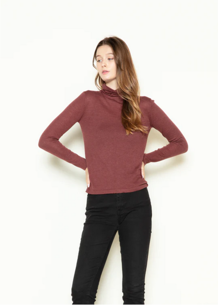 Look By M Lightweight Turtleneck Sweater ONE SIZE