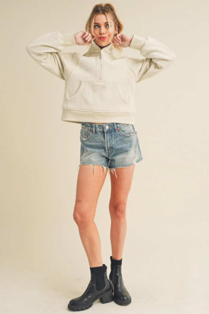 Aemi & Co Dove Funnel Neck Half Zip Pull Over