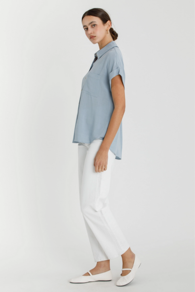 Be Cool Solid Short Sleeve Button Down Shirt
