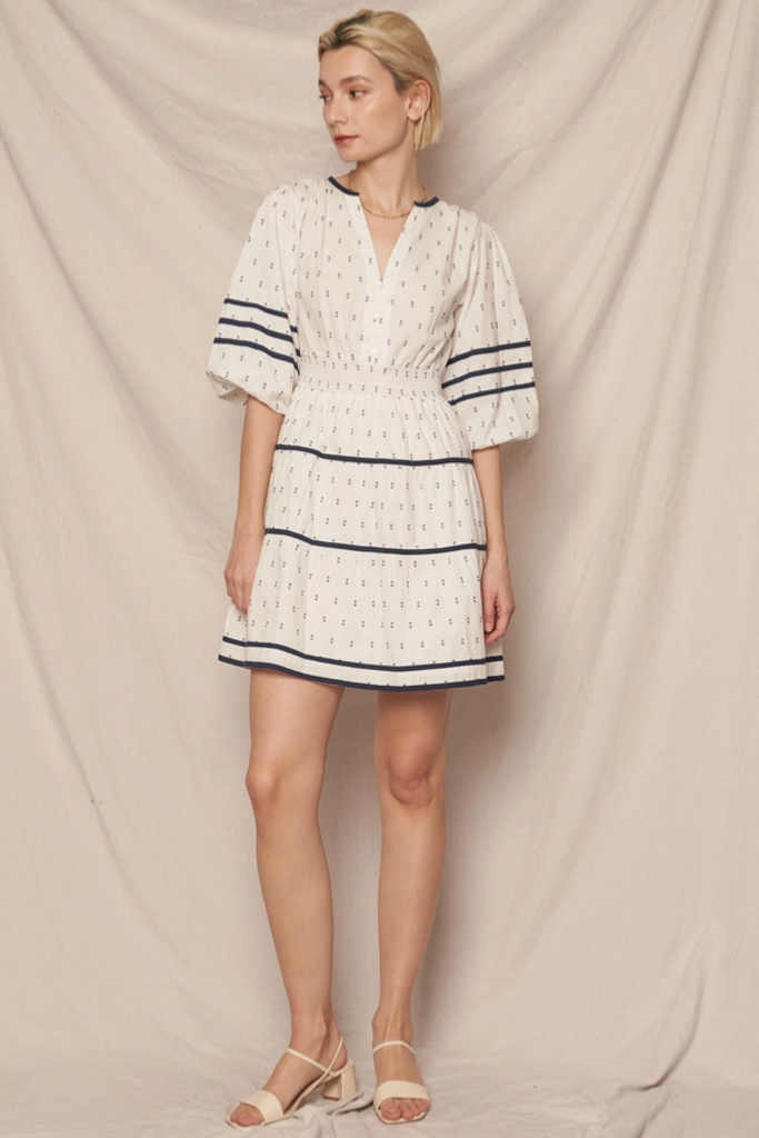 En Creme 3/4 Sleeve V-Neck Tiered Mini Dress