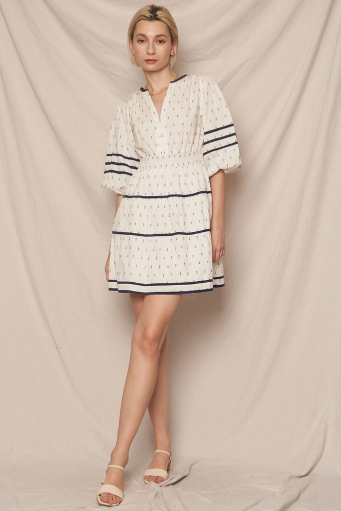 En Creme 3/4 Sleeve V-Neck Tiered Mini Dress
