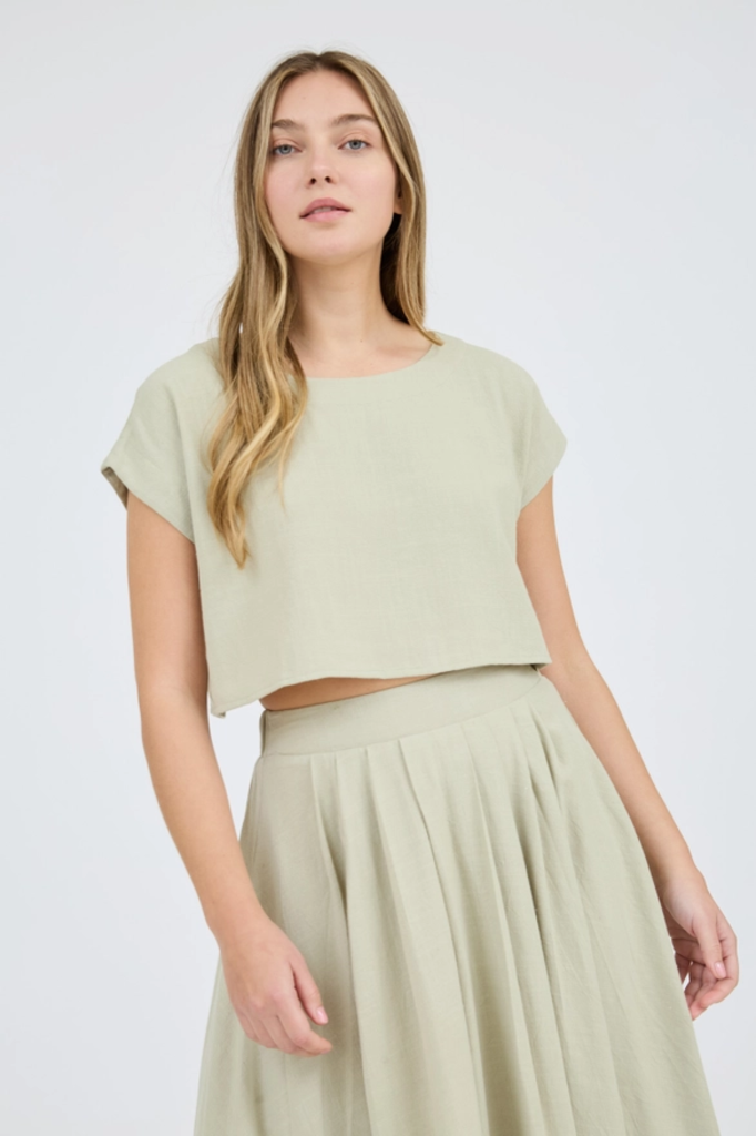 Blu Pepper Cropped Boxy Linen Blouse