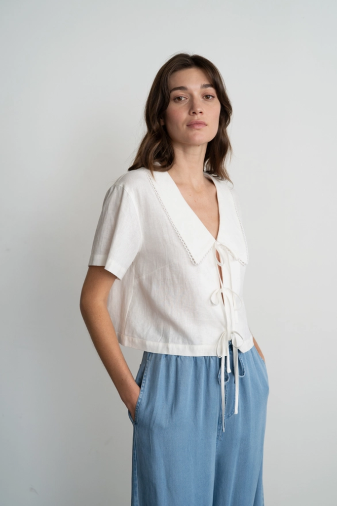 Elle Grey Lace Big Collared Tie-Front Blouse
