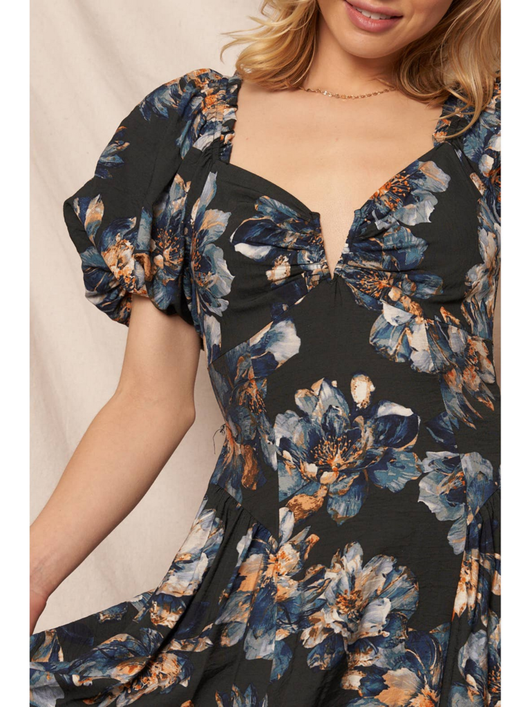 En Creme Puff Sleeve Floral Midi Dress