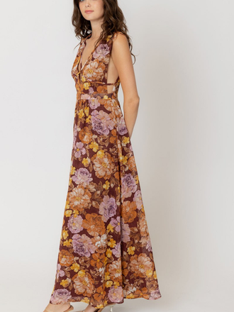 En Creme Auburn Floral V-Neck Maxi Dress En Creme Auburn Floral V-Neck Maxi Dress