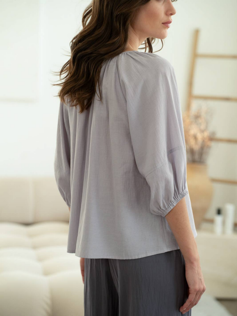 Elle Grey Linen 3/4 Sleeve Flowy Blouse