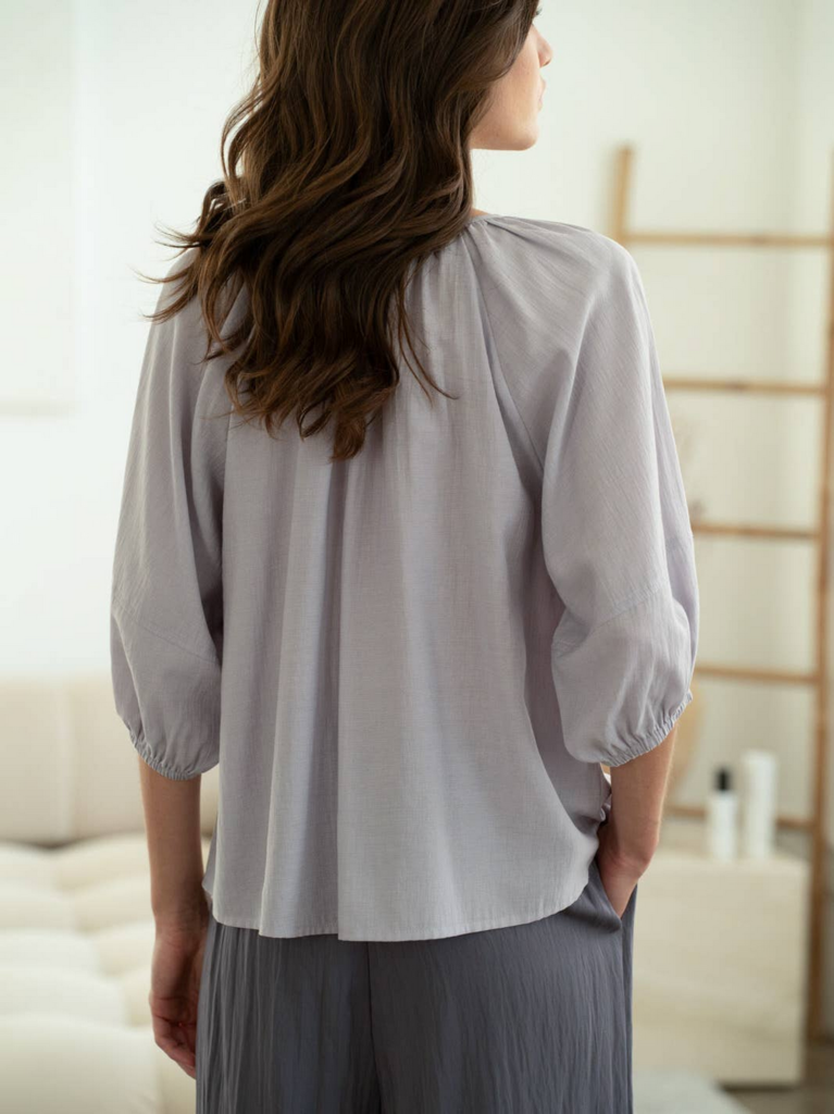 Elle Grey Linen 3/4 Sleeve Flowy Blouse