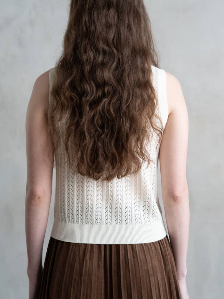 Elle Grey Crew Neck Cabled Sleeveless Sweater