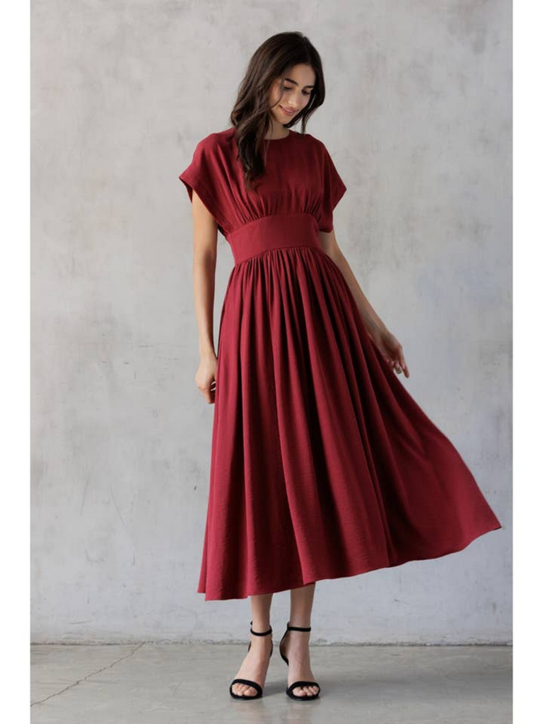 Storia Cap Sleeve Midi Dress in Maroon