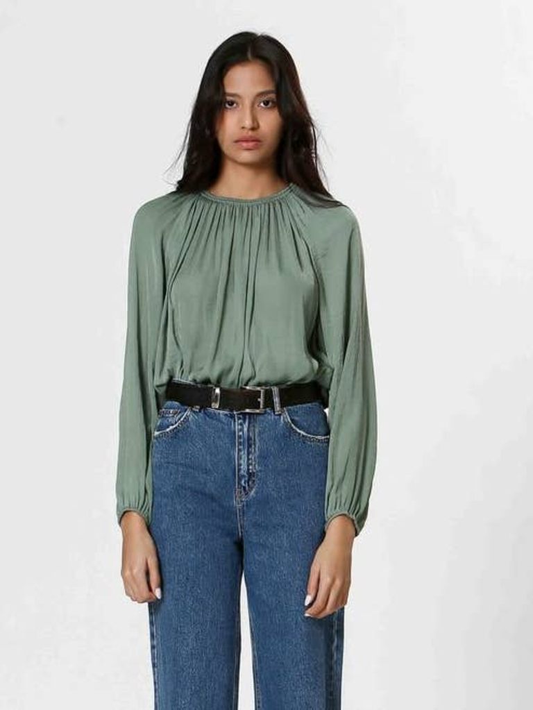 The Korner Long Sleeve Pullover Blouse