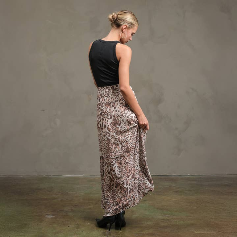 Raisonnel Asymmetrical Hem Soft Leopard Print Skirt