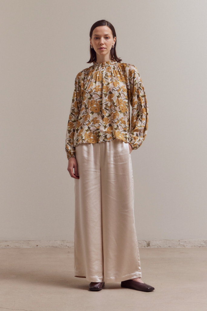 Grade and Gather Balloon Sleeve Floral Blouse Top