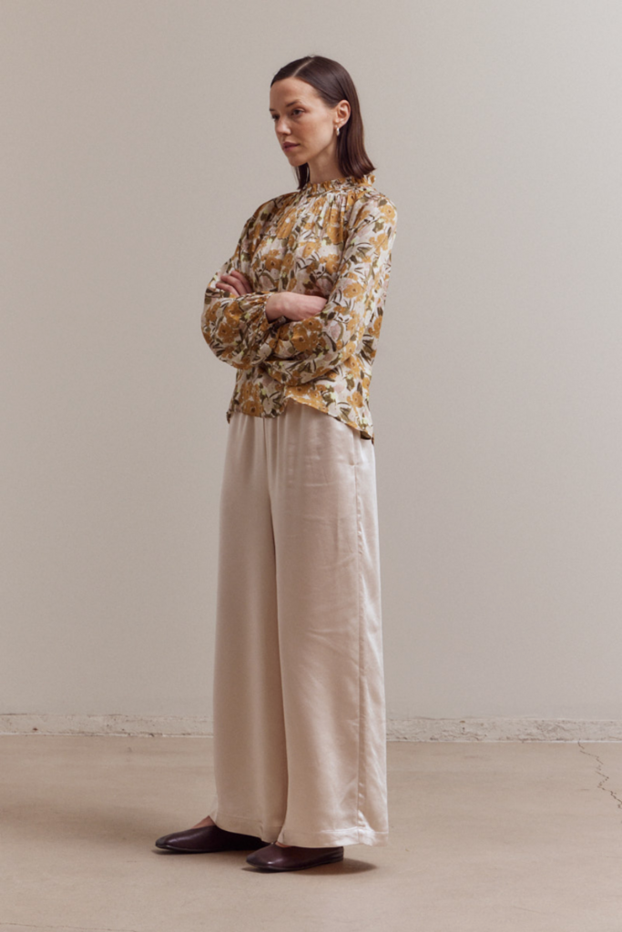 Grade and Gather Balloon Sleeve Floral Blouse Top