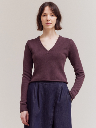 Grade and Gather Front Knotted V-Neck Top