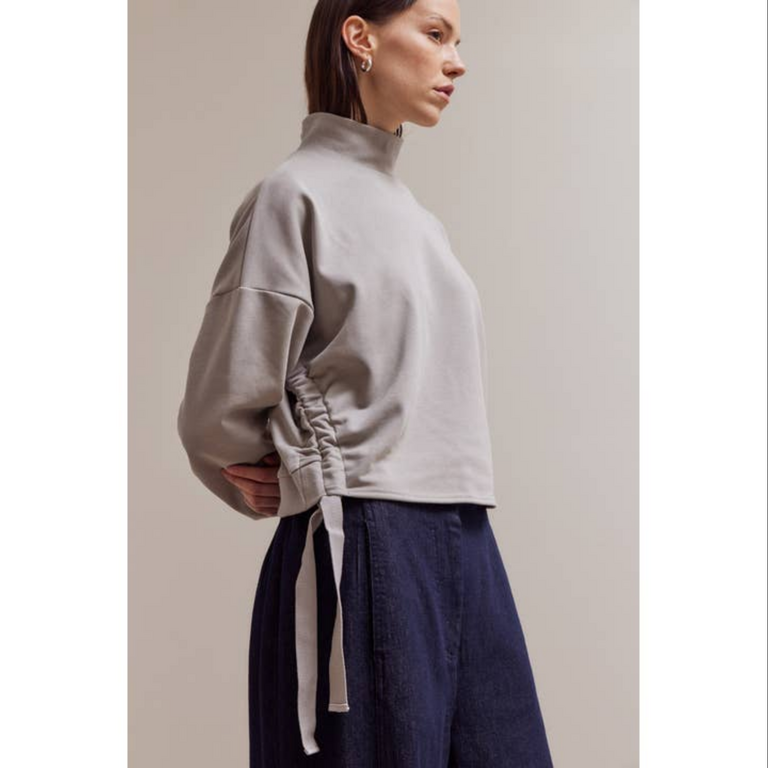 Grade and Gather Side Scrunch Long Sleeve T-Shirt