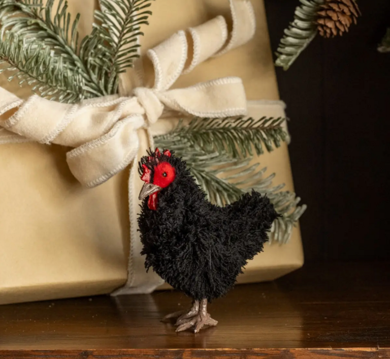 Ragon House STANDING BLACK HEN