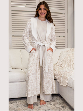 The Royal Standard Leopard Harbin Robe Soft White
