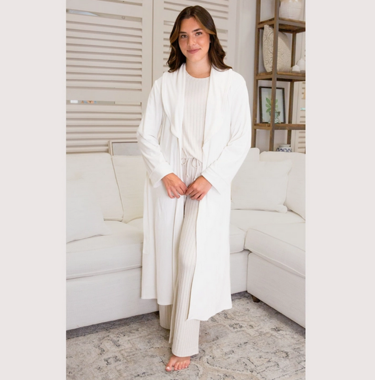 The Royal Standard Classic Harbin Robe Soft White