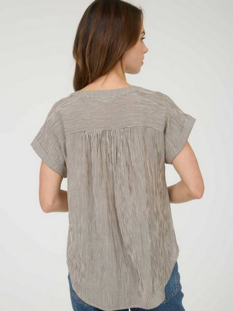 Blu Pepper Pinstripe Short Sleeve Button Down Shirt