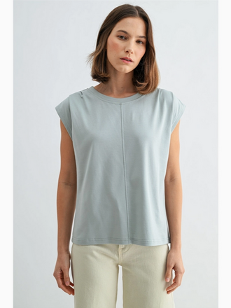 Fun2Fun Wide Shoulder Pleated Knit Top