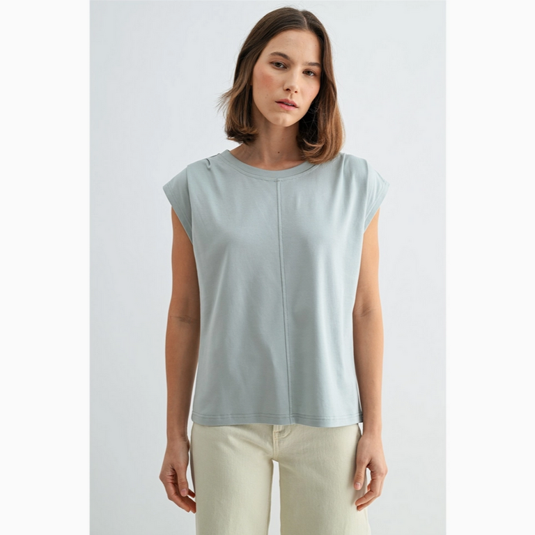 Fun2Fun Wide Shoulder Pleated Knit Top