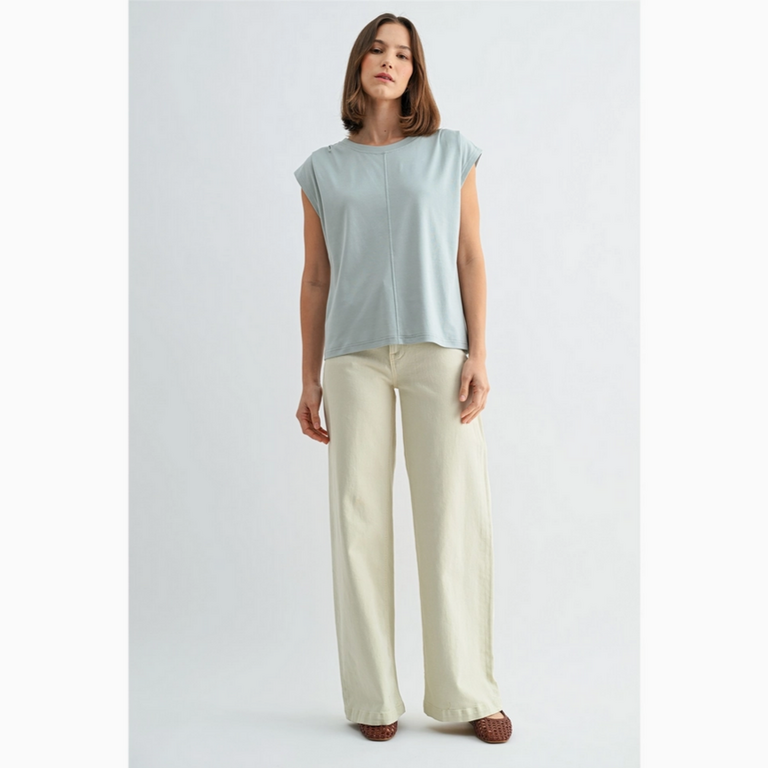 Fun2Fun Wide Shoulder Pleated Knit Top