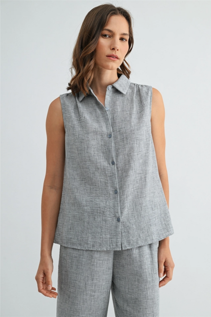 Fun2Fun Linen Button Down Sleeveless Shirt