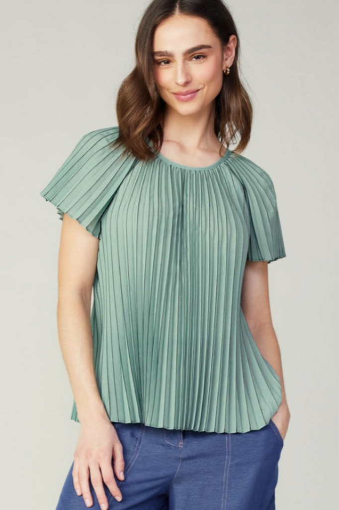 Current Air Pleated Bouse W/Black Stripe Detailed