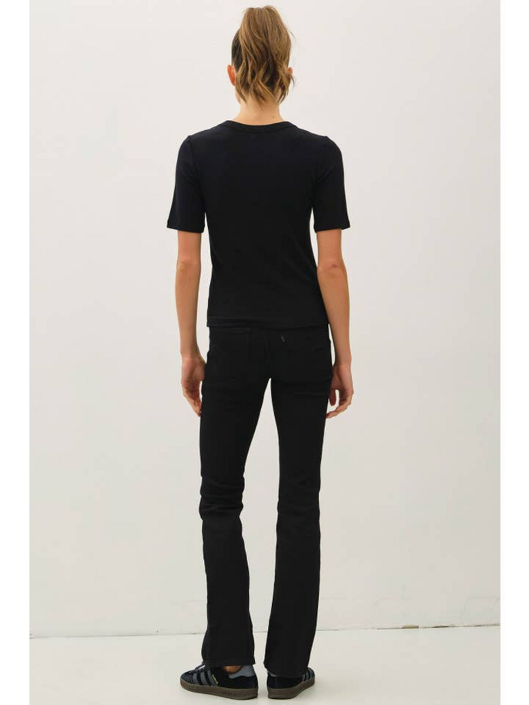 Be Cool Ultra Soft Basic Short Sleeve Top