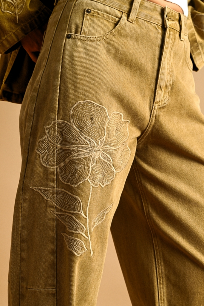 Miou Muse Embroidered Barrel Pants