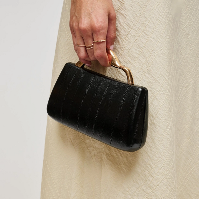 Urban Expressions Nichelle Clutch
