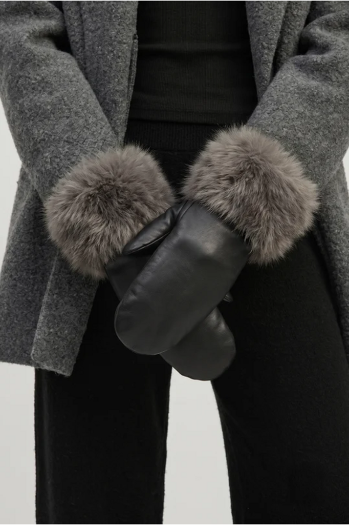 Common Knit Luxe Faux Fur Cuff Mittens