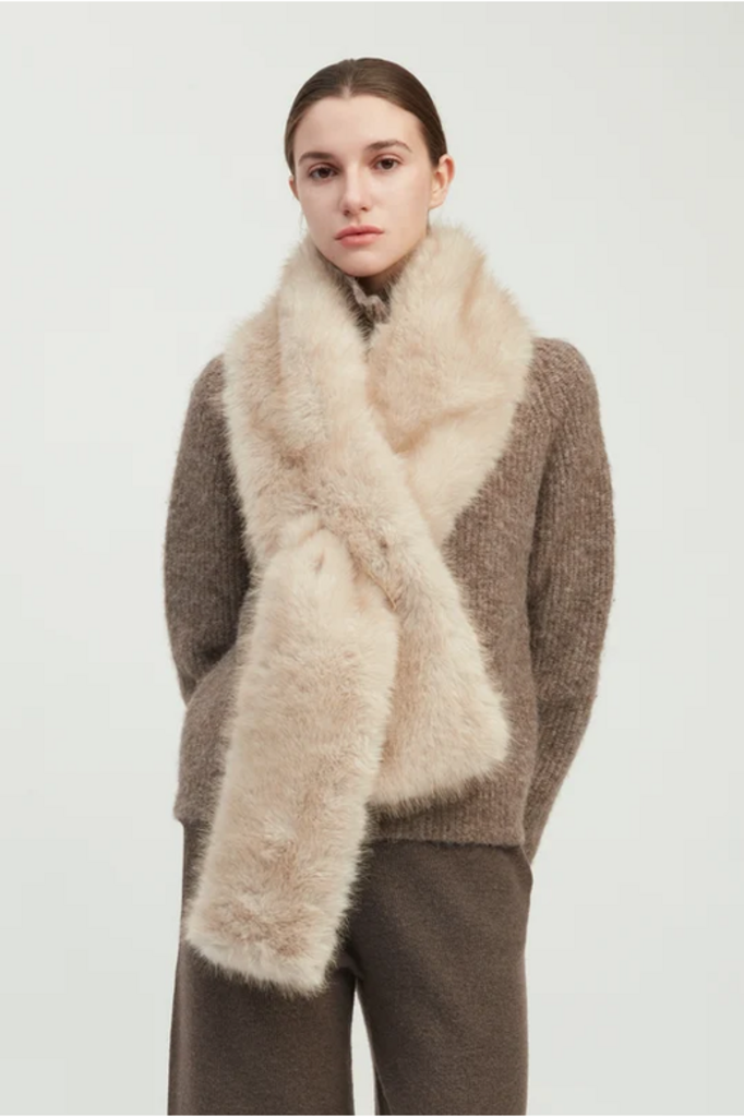 Common Knit Multi-way Keyhole Faux Fur Stole