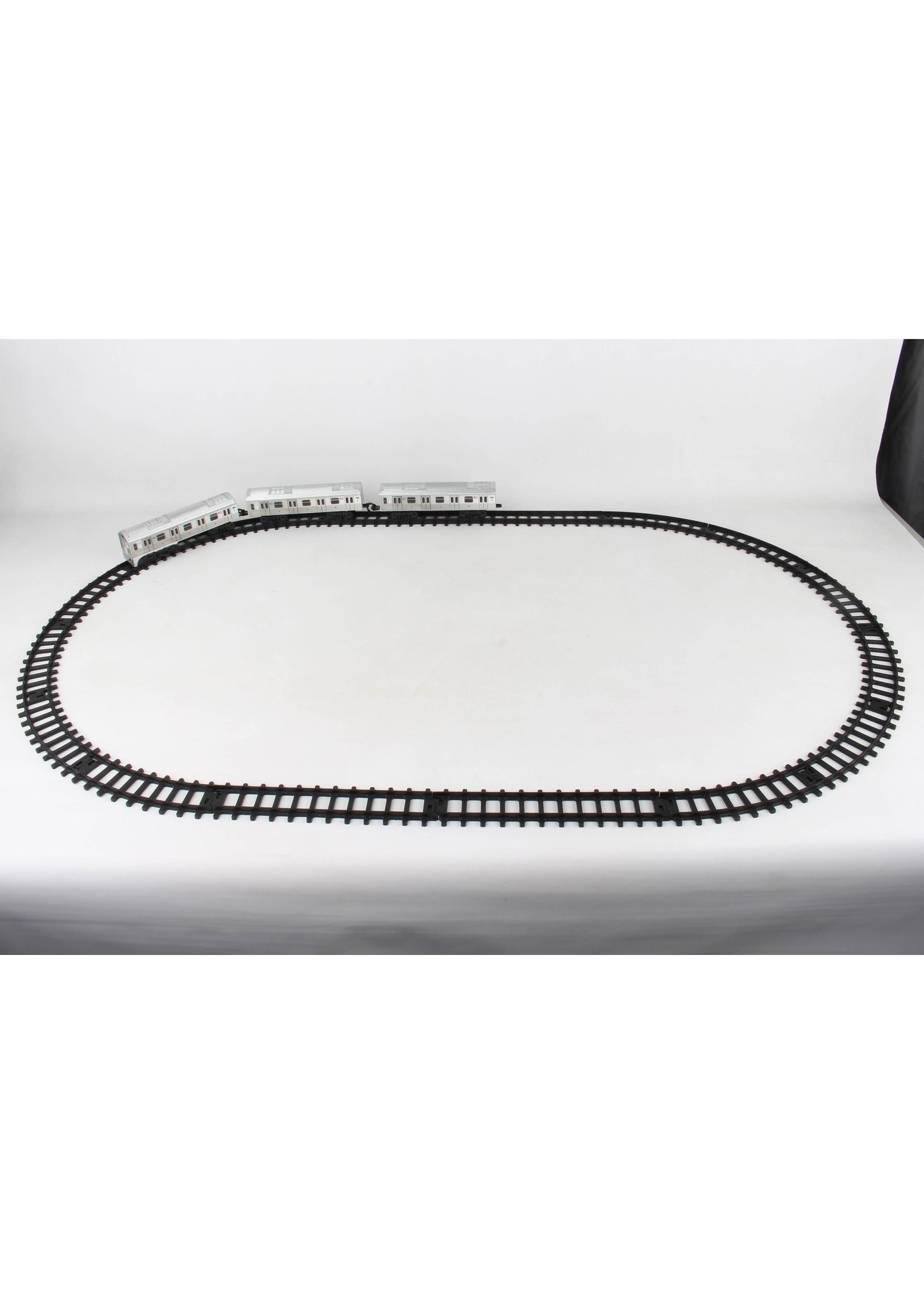 Daron Worldwide Trading MTA 3 Piece Train Set with Track